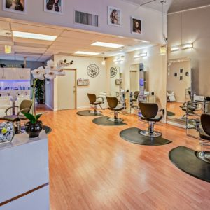 How_to_Choose_The_Right_Hair_Salon